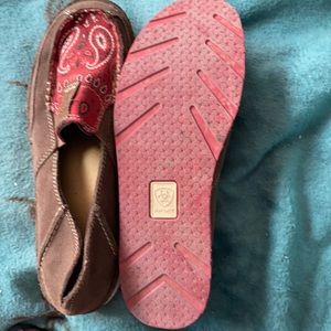 Ariat shoes